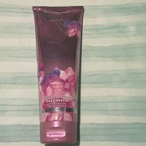 Bath & Body Works Be Enchanted Body Cream